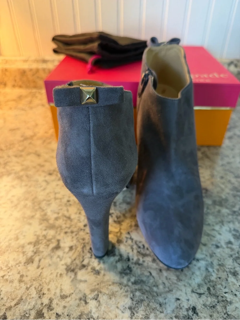 kate spade Gray Suede Pointed Toe Ankle Booties Gold Bow Accent Box Dust Bag